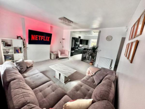 Spacious Modern Duplex Apartment
